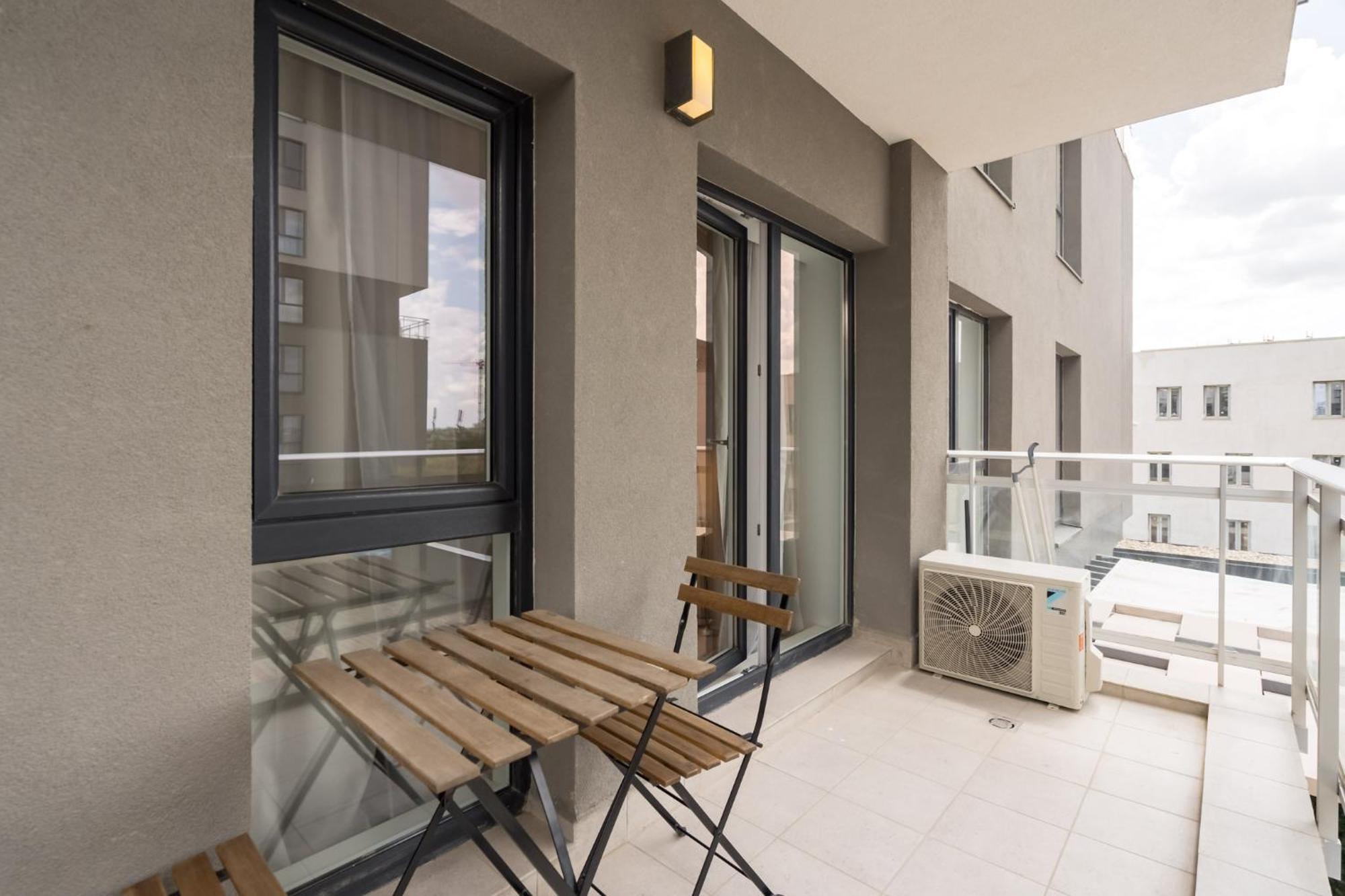 Arrivederci - Elegant 1Br In Belvedere Residence بوخارست المظهر الخارجي الصورة